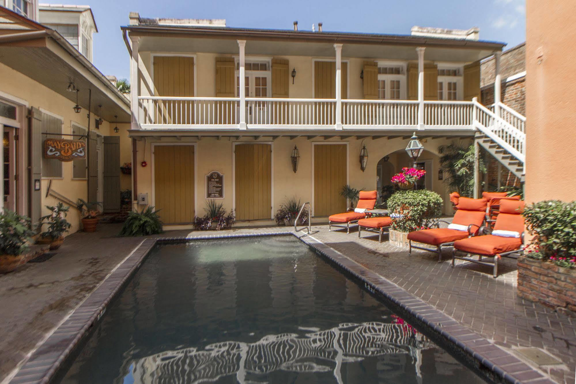 Dauphine Orleans Hotel New Orleans Exterior photo